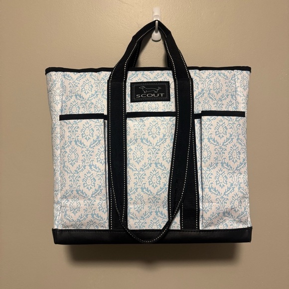 Scout Handbags - SCOUT Pocket Rocket Tote Bag